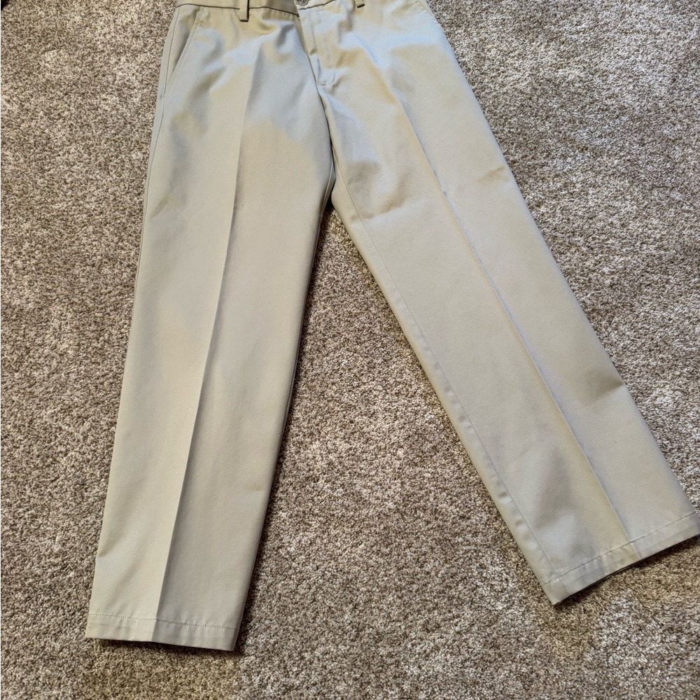 Dockers Men's Light Khaki pants